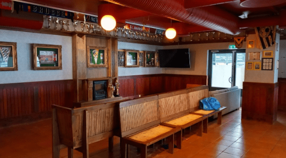 Paitsio Pub ennen remonttia