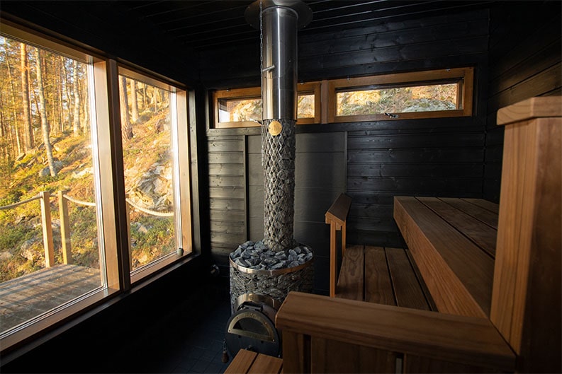 Puupanelointi ja käsittely, saunaremontti