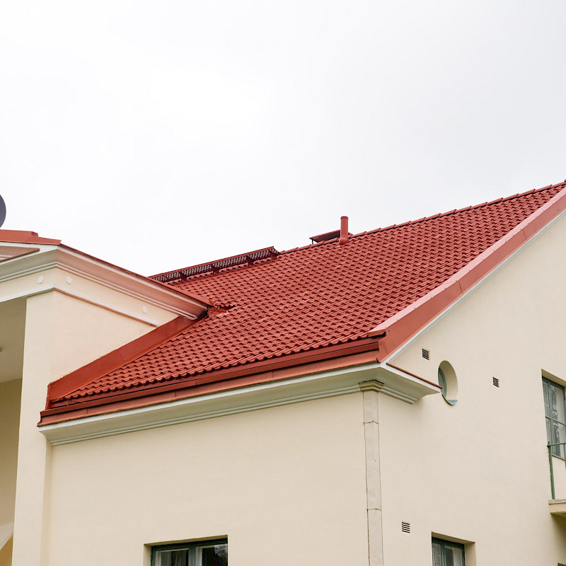 Katon maalaus ja pinnoitus